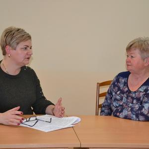 Заместитель председателя Берестовицкого райисполкома Алла Замировская провела прием граждан в агрогородке Пархимовцы