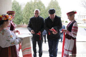 У нас открылись клуб и библиотека